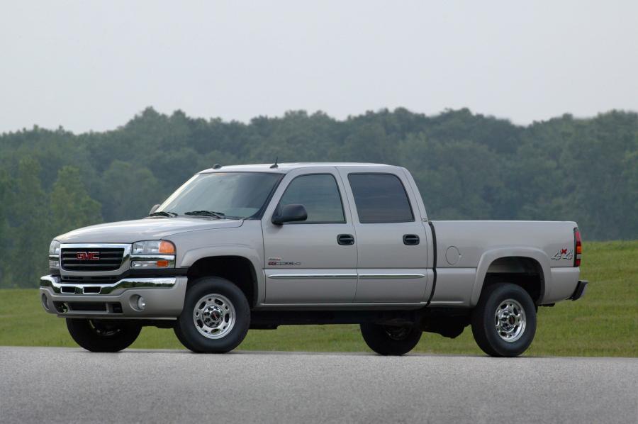  GMC Sierra HD 2003 года  (фото 7 из 13)